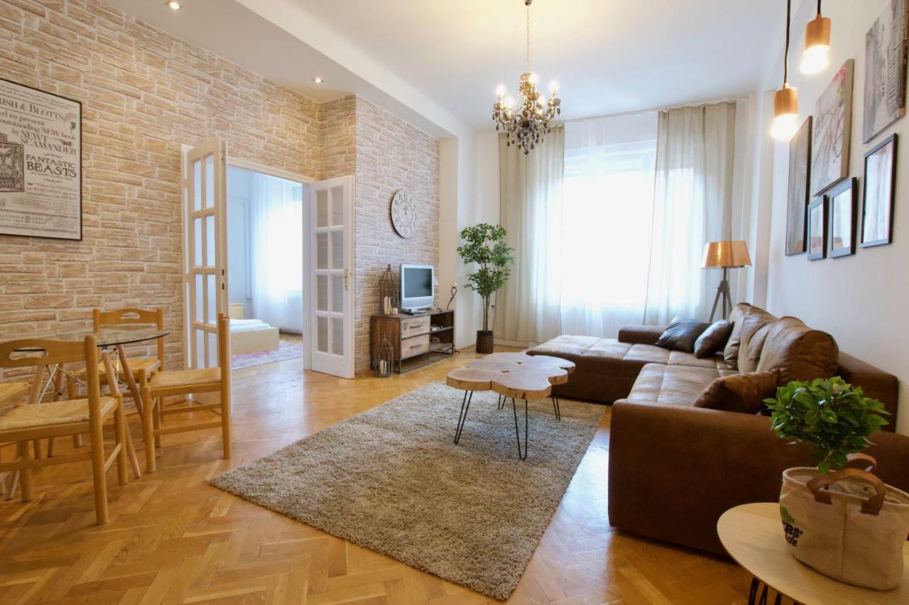 Standard Apartment By Hi5 - Madach Imre 1 Будапеща Екстериор снимка